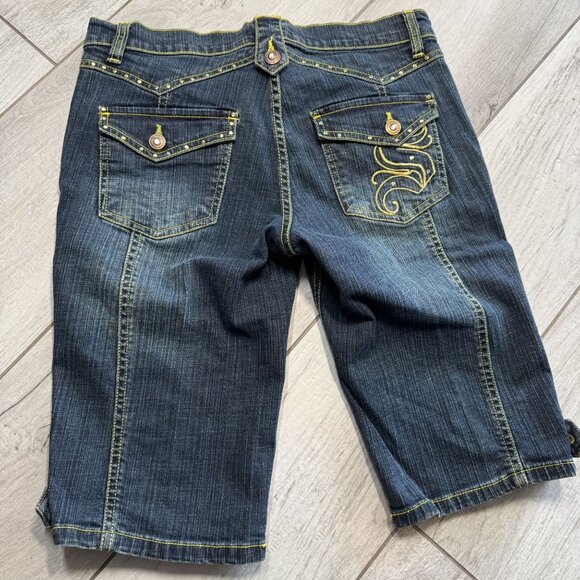 Southpole Womens Y2K Denim Bermuda Shorts Size 7 Embroidered Pockets Dark Wash C - Picture 2 of 8
